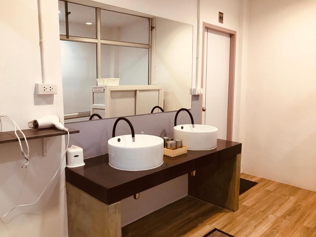 Dragon XIV Hostel Μπανγκόκ Εξωτερικό φωτογραφία